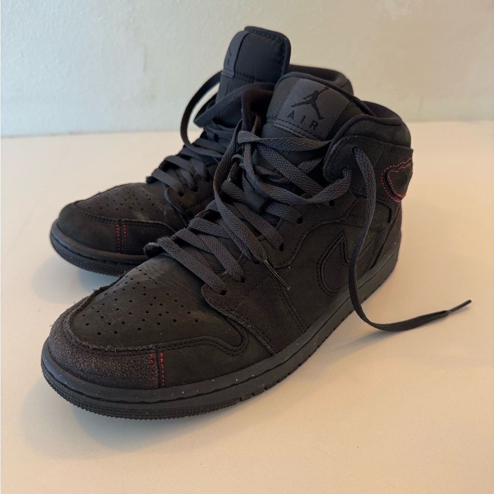 Nike Air Jordan 1 Mid SE Men’s size 8